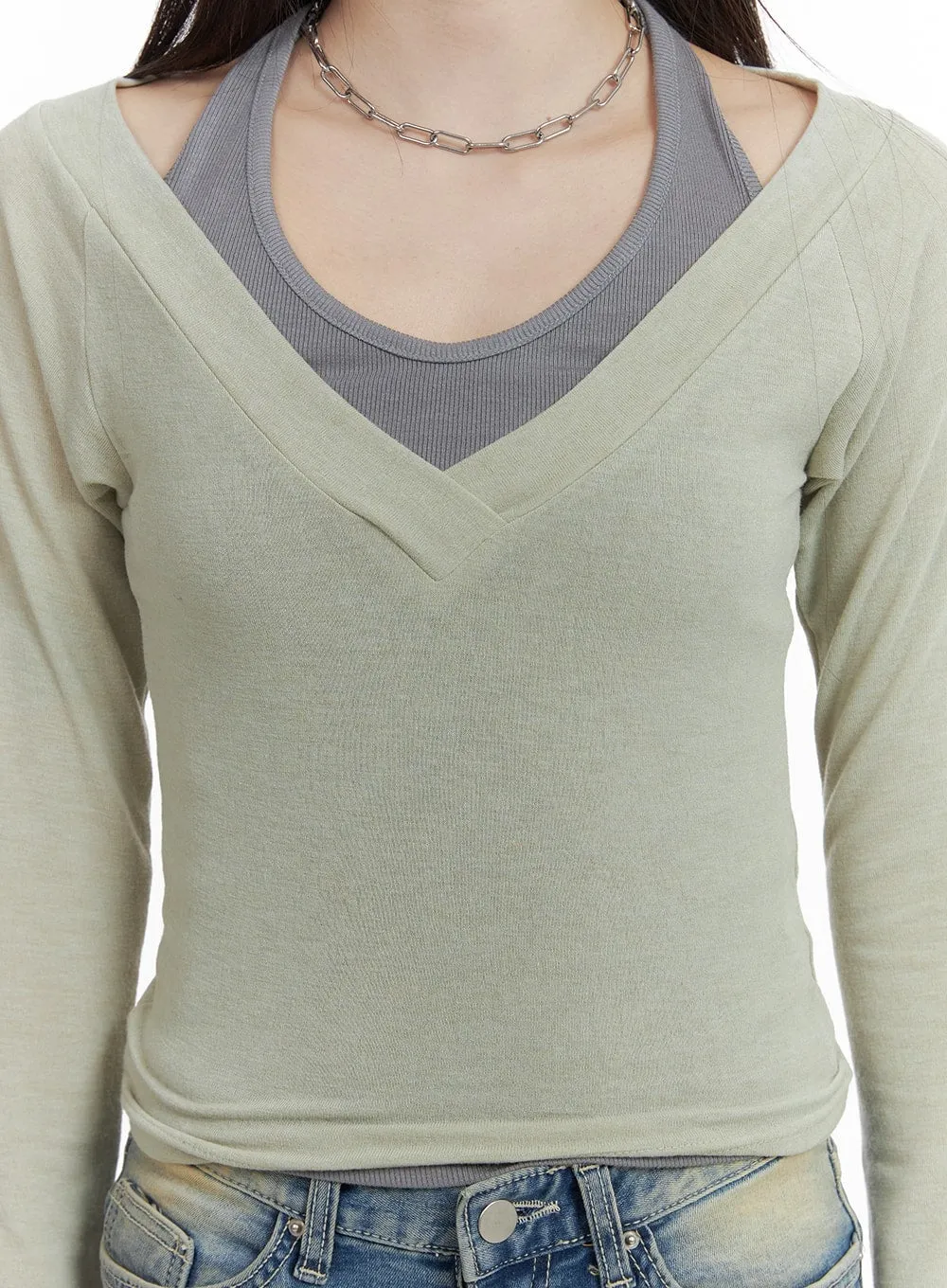 Solid V-Neck Long Sleeve Top CA402